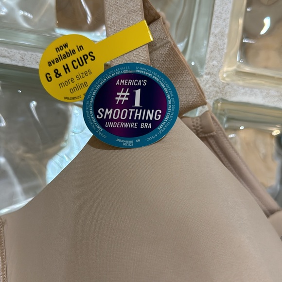 NWT Vanity Fair beauty back 44 Dsmoothing underwire bra - Picture 4 of 6